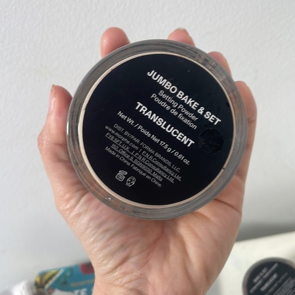 MORPHE JUMBO Bake & Set Setting Powder - Picture 2 of 2